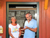 Gabi Thieme mit Museumsdirektor_small
